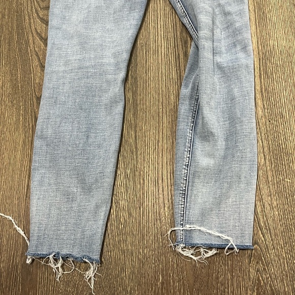 PISTOLA Arielle Skinny Scissor Cut Hem Jeans Mid Rise Light Wash Blue Size 29 - Picture 10 of 11